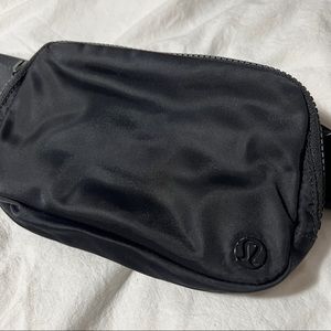 Everywhere Belt Bag - Black Hardware 1L